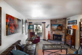 Stylish Central Scottsdale Ground Floor Condo